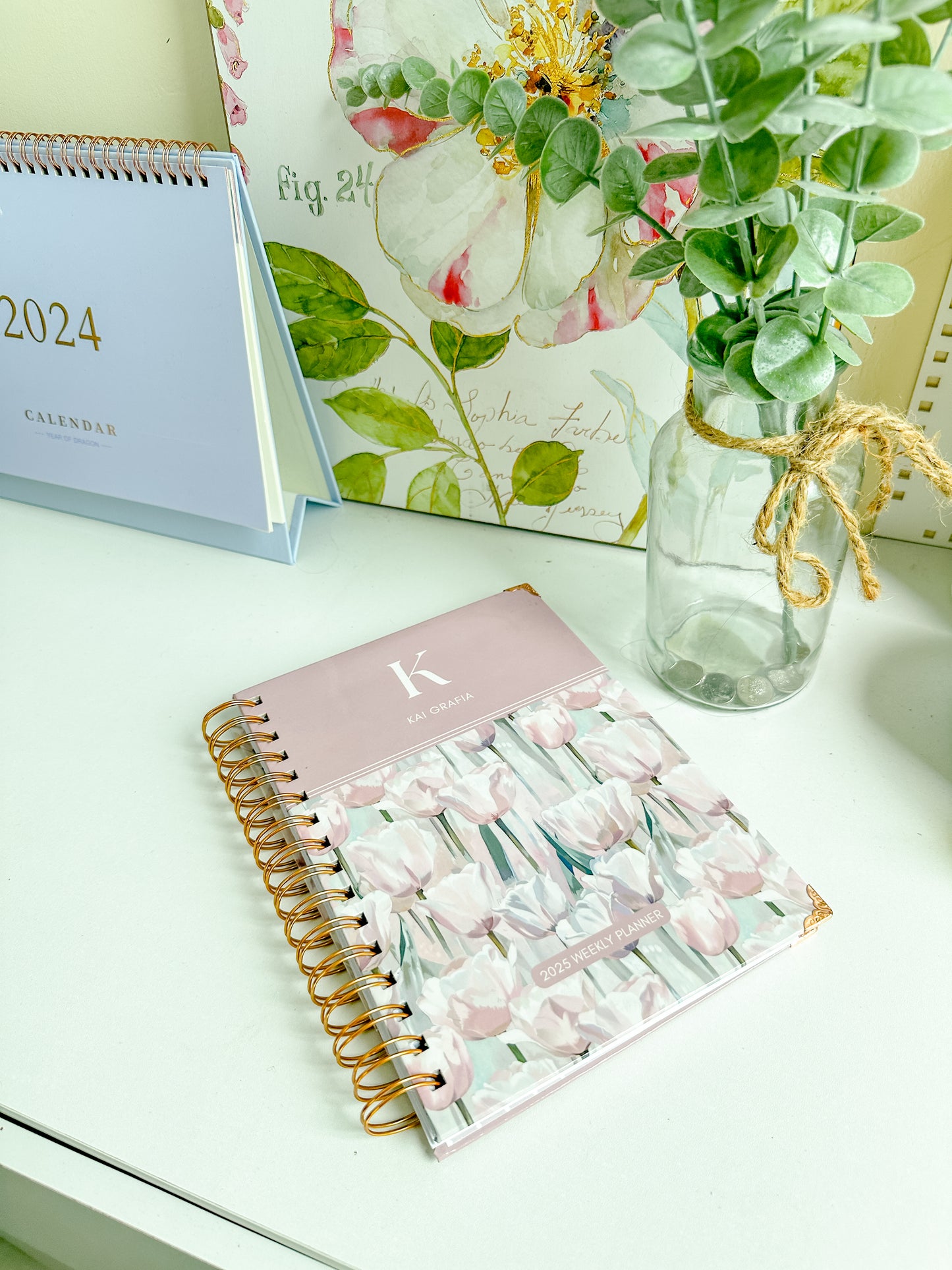 2025 Romantic Tulips Personalized Weekly Planner